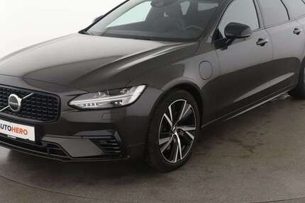 Volvo V90 36.824 km 38.100 € Hamburg 22529