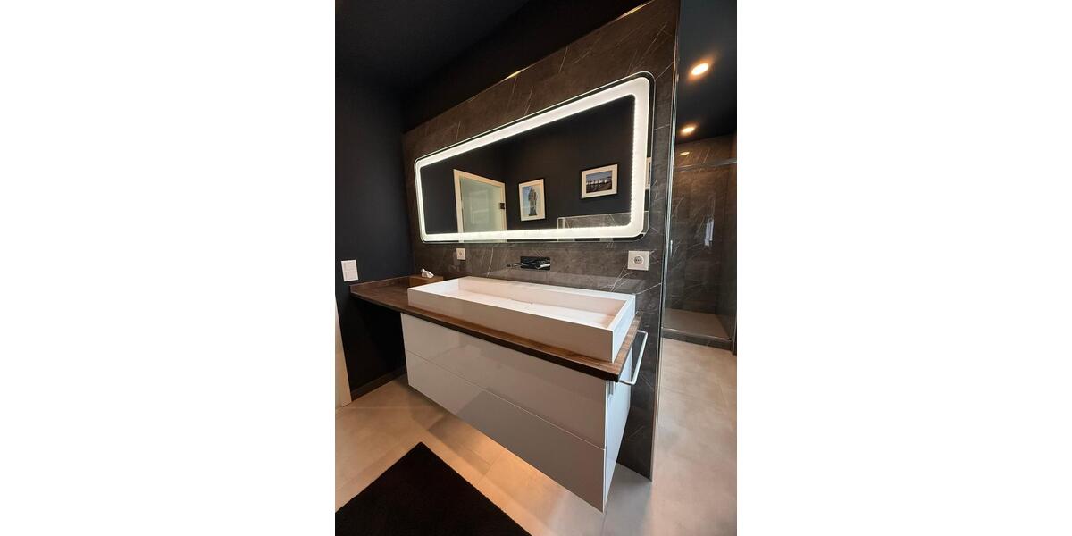 Eigentumswohnung, 3,5 Zimmer, 92qm, 2.OG, Topsaniert, von Privat 3.5 zimmer