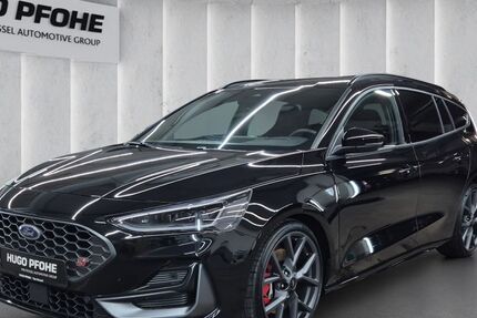 Ford Focus 27.408 km 37.995 &euro; Hamburg 22047