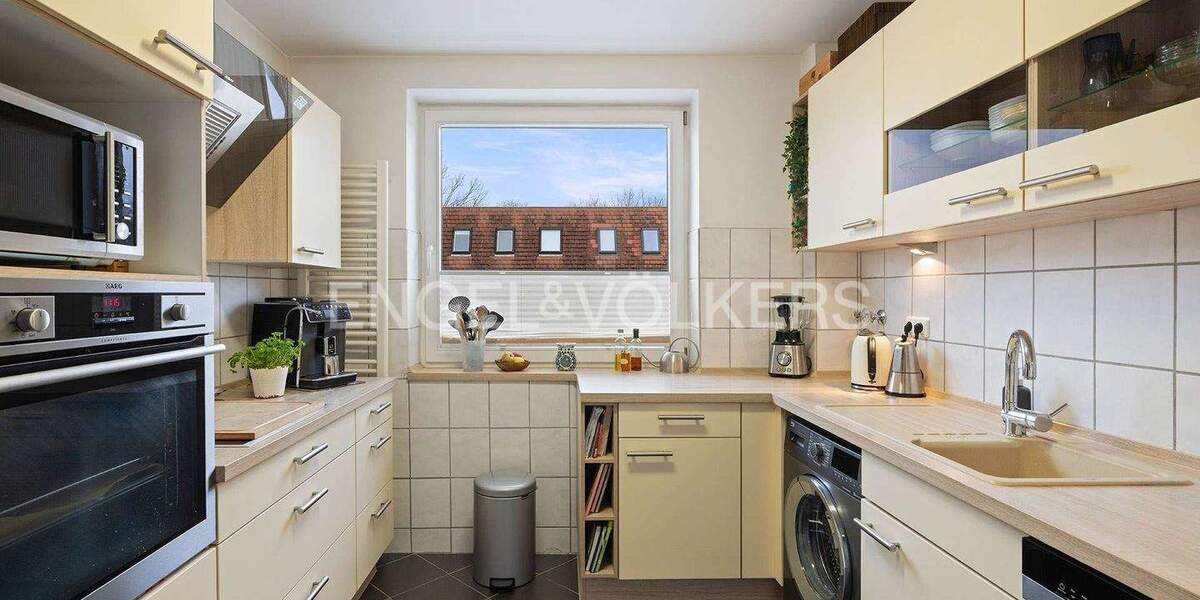 Etagenwohnung Norderstedt Garstedt - 4 Zimmer, 106 m&sup2;, 330.000&euro; | Angebot:25701927