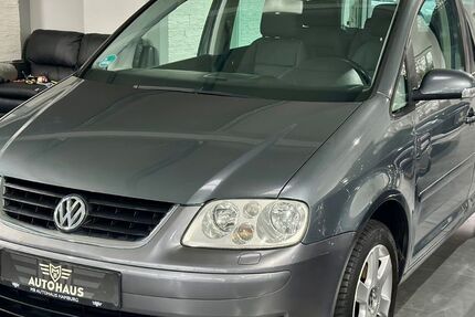 VW Touran 237.000 km 4.190 &euro; Quickborn-Hamburg 25451