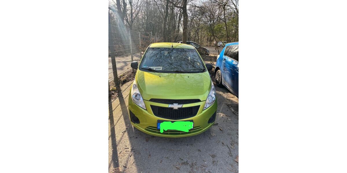 Chevrolet Spark 38.100 km 2.990 &euro; Hamburg 22159