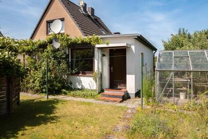 Wohnung Uetersen - 1.5 Zimmer, 26 m&sup2;, 750&euro; | Angebot:26317900