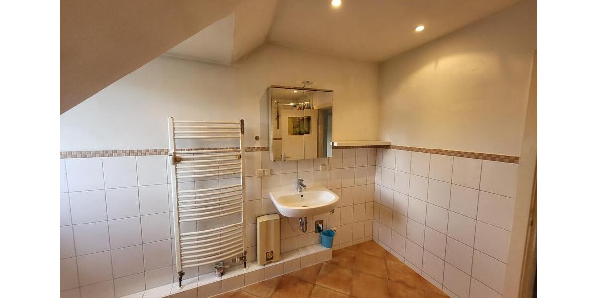 Dachgeschoßwohnung Stapelfeld - 3 Zimmer, 84 m&sup2;, 318.000&euro; | Angebot:26633505