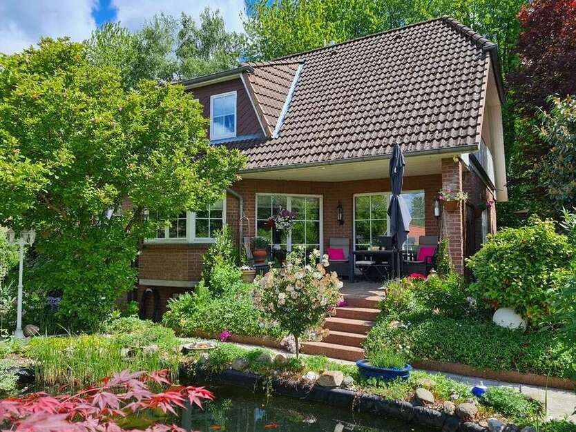 Haus zum Kaufen in Hamburg 785.000 € 142.68 m²