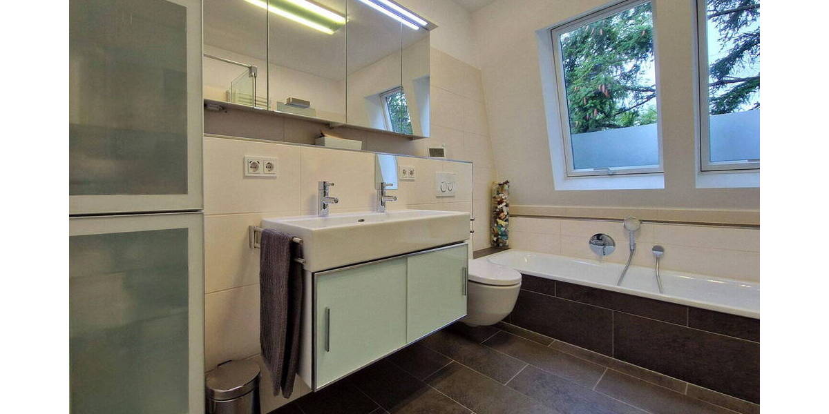 Etagenwohnung Hamburg Wellingsbüttel - 4 Zimmer, 128 m&sup2;, 985.000&euro; | Angebot:26233617