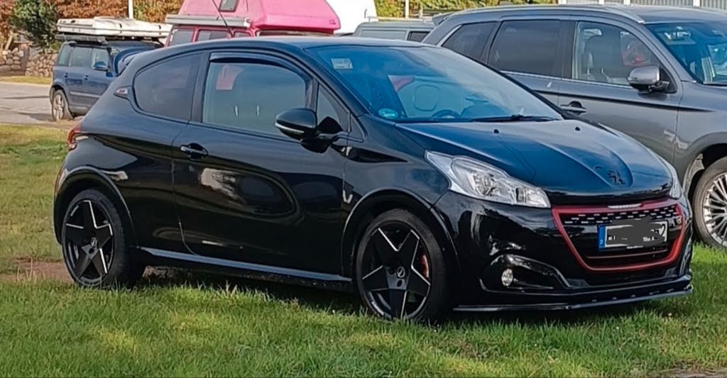 Peugeot 208 172.310 km 6.780 &euro; Hamburg 21037