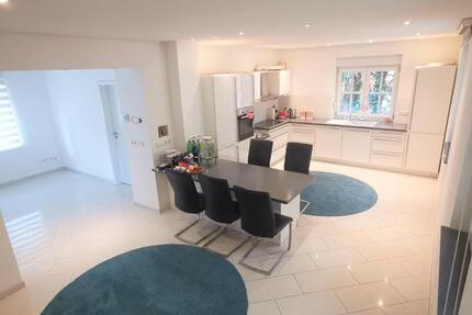 Haus Geesthacht - 6 Zimmer, 170 m&sup2;, 580.000&euro; | Angebot:24714983