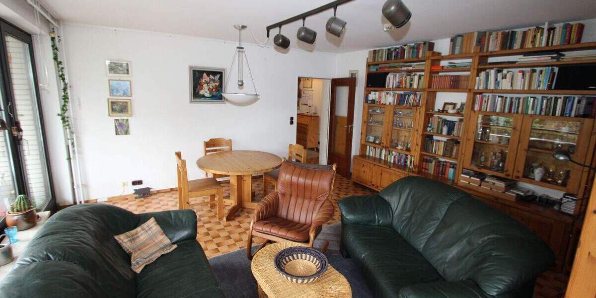 Etagenwohnung Hamburg Farmsen-Berne - 4 Zimmer, 101 m&sup2;, 329.000&euro; | Angebot:25814987