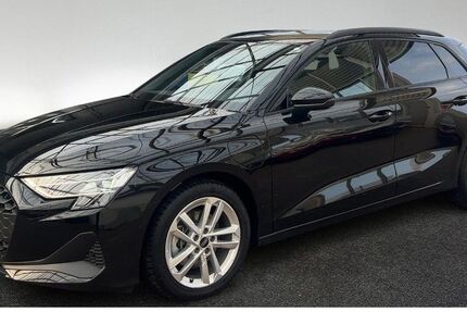 Audi A3 8.595 km 38.480 &euro; Hamburg 22529