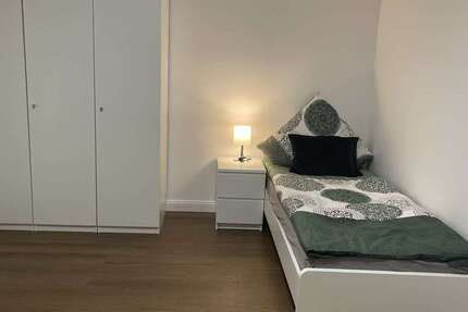 Wohnung Hamburg Wandsbek - 5 Zimmer, 120 m&sup2;, 3.990&euro; | Angebot:26002699