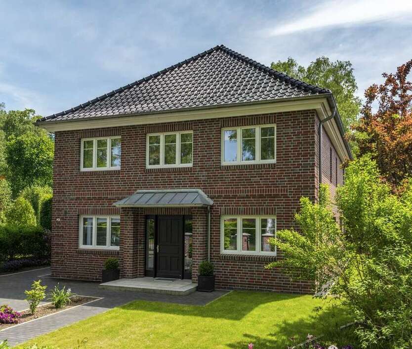 Haus zum Kaufen in Hamburg 2.490.000 € 200 m²