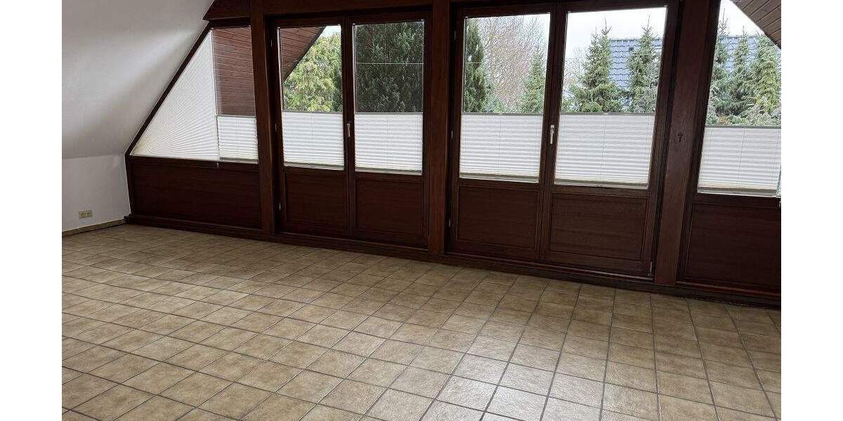 Etagenwohnung Hamburg Neugraben-Fischbek - 3 Zimmer, 124 m&sup2;, 1.116&euro; | Angebot:25317483