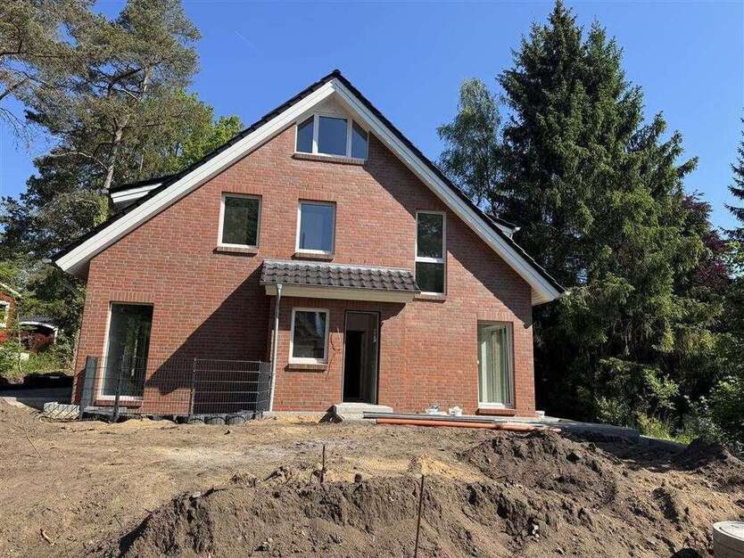 Haus zum Mieten in Buchholz 1.823,76 € 107.28 m²