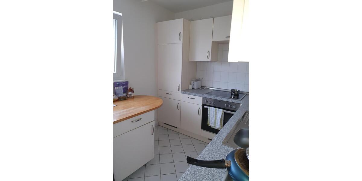 WG Zimmer mit eigenem Balkon 1 zimmer