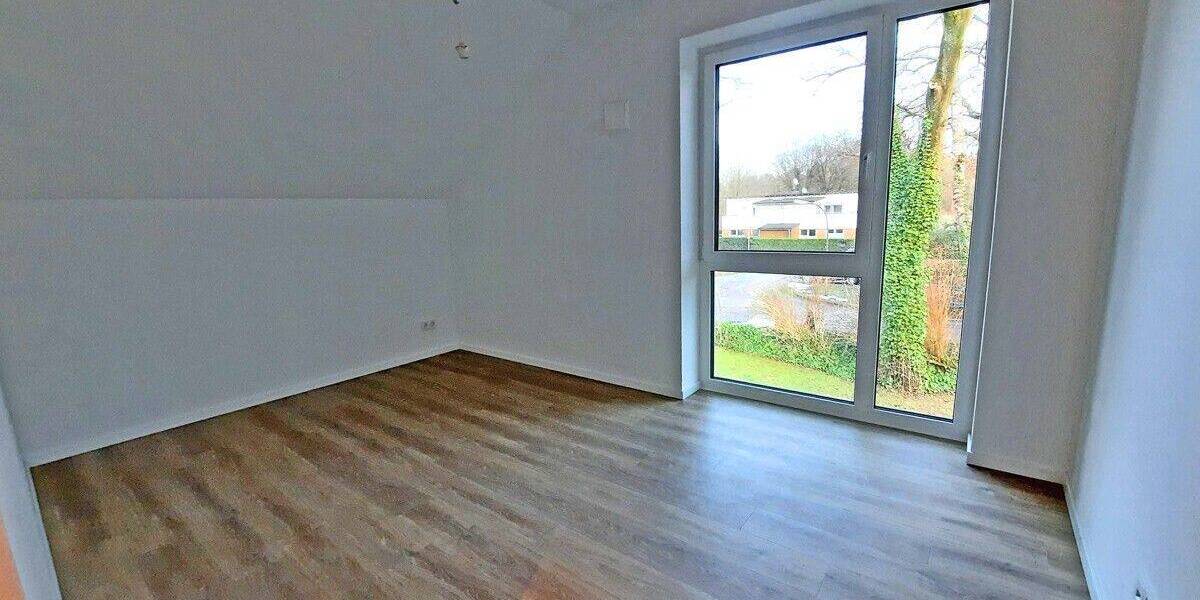 Doppelhaushälfte Hamburg Bergstedt - 4 Zimmer, 189 m&sup2;, 2.750&euro; | Angebot:26891305