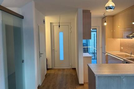 Wohnung Hamburg Wandsbek - 4 Zimmer, 110 m&sup2;, 3.200&euro; | Angebot:24838781