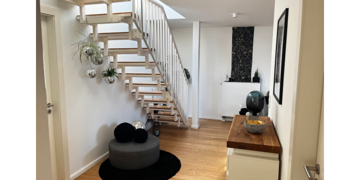 Dachgeschoßwohnung Hamburg Bahrenfeld - 2 Zimmer, 60 m&sup2;, 1.500&euro; | Angebot:25791052