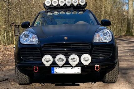 Porsche Cayenne 82.000 km 18.900 € Großhansdorf 22927