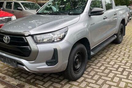 Toyota Hilux 135.600 km 26.800 &euro; Hamburg 20535
