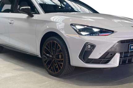 Cupra Leon 15.844 km 44.945 &euro; Hamburg 22529