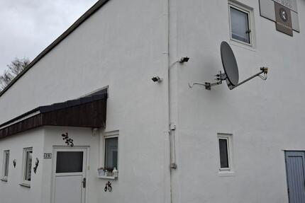 Schnelsen 3 Zimmer Wohnung 90 qm auf 2 Etagen, Stellplatz, Garten 3 zimmer