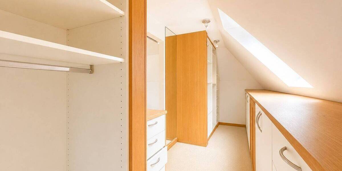 Einfamilienhaus Pinneberg - 1 Zimmer, 336 m&sup2;, 1.250.000&euro; | Angebot:26818465