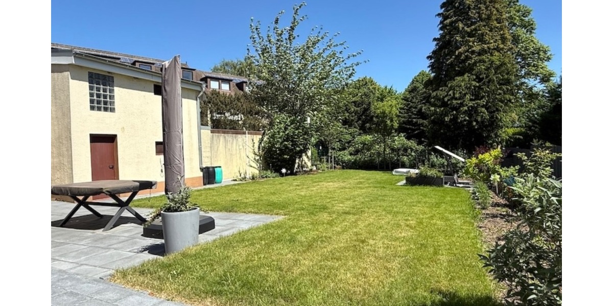 Das große Familienglück - Modernisiertes Ein-Zweifamilienhaus - Keine Käuferprovision - Einfamilienhaus Hamburg Harburg | Angebot:26768969