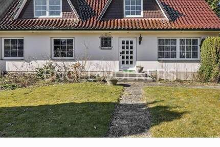 Haus Ammersbek Siedlung Daheim-Heimgarten - 8 Zimmer, 174 m&sup2;, 498.000&euro; | Angebot:25701558