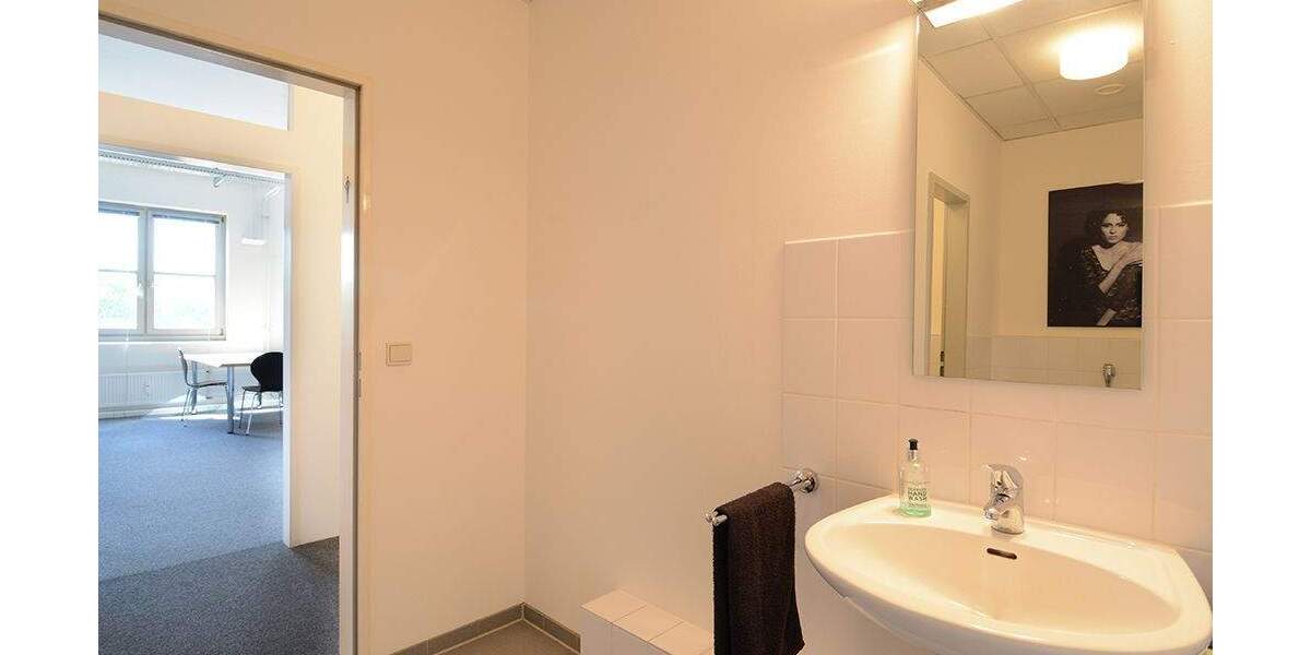 Offener Arbeitsplatz in Hamburger Design-Agentur (Bahrenfeld) - flexibel, 247 zimmer