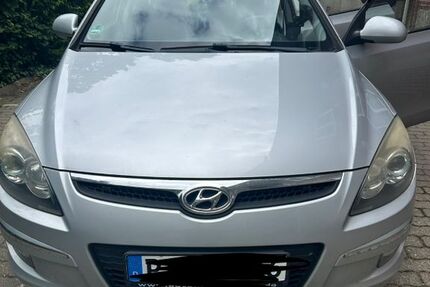 Hyundai i30 140.000 km 3.700 &euro; Pinneberg 25421