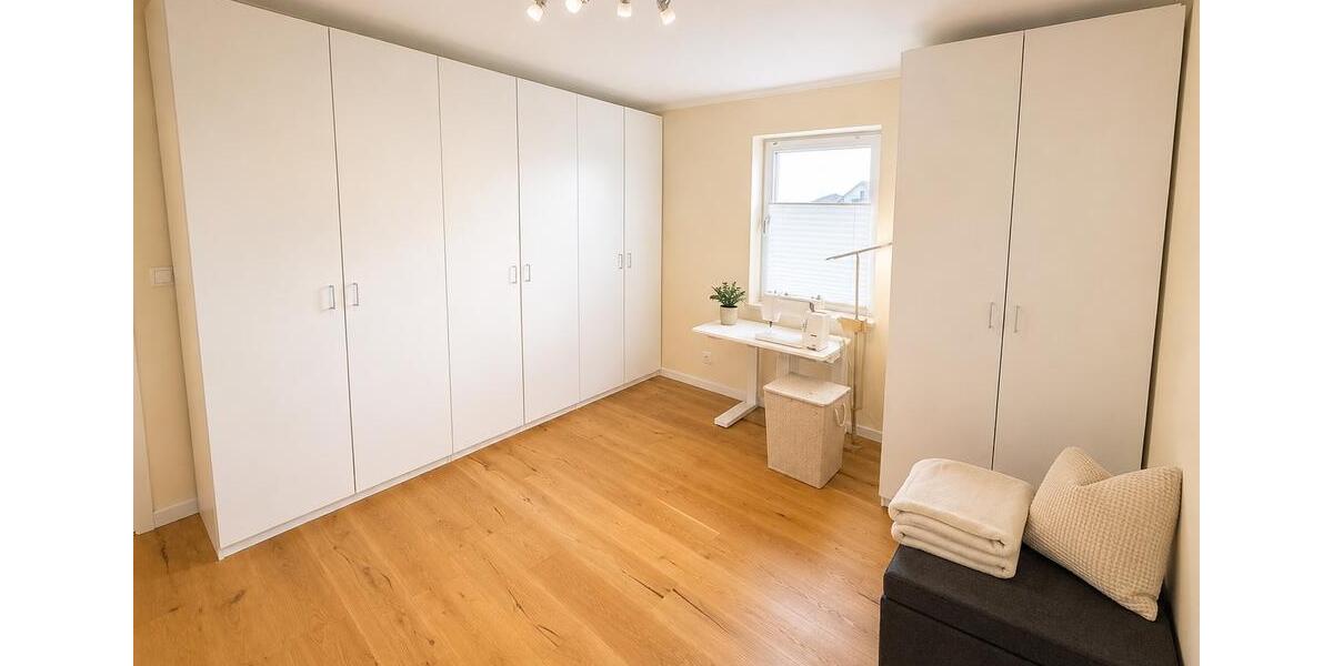Doppelhaushälfte Quickborn - 4 Zimmer, 150 m&sup2;, 2.400&euro; | Angebot:26612523