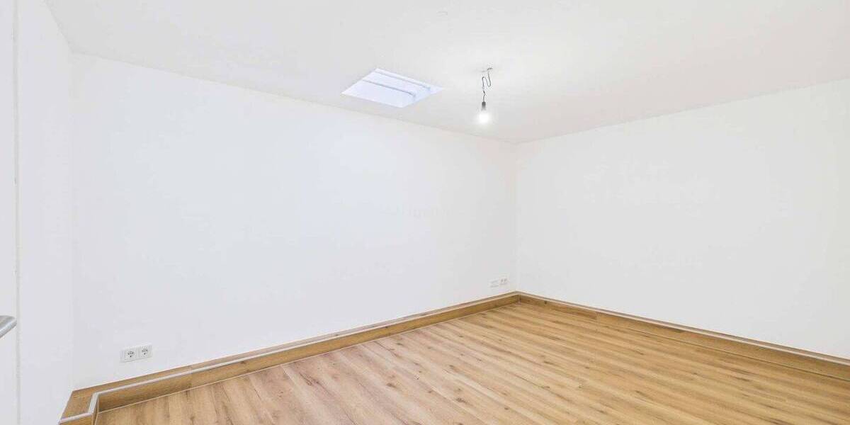 Bungalow Hamburg Hummelsbüttel - 1 Zimmer, 143 m&sup2;, 2.800&euro; | Angebot:26852236