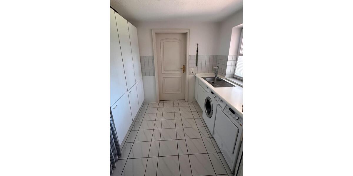 Einfamilienhaus Buxtehude - 6 Zimmer, 183 m&sup2;, 2.700&euro; | Angebot:26091803