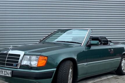 Mercedes-Benz 300 248.500 km 19.400 &euro; Delingsdorf 22941