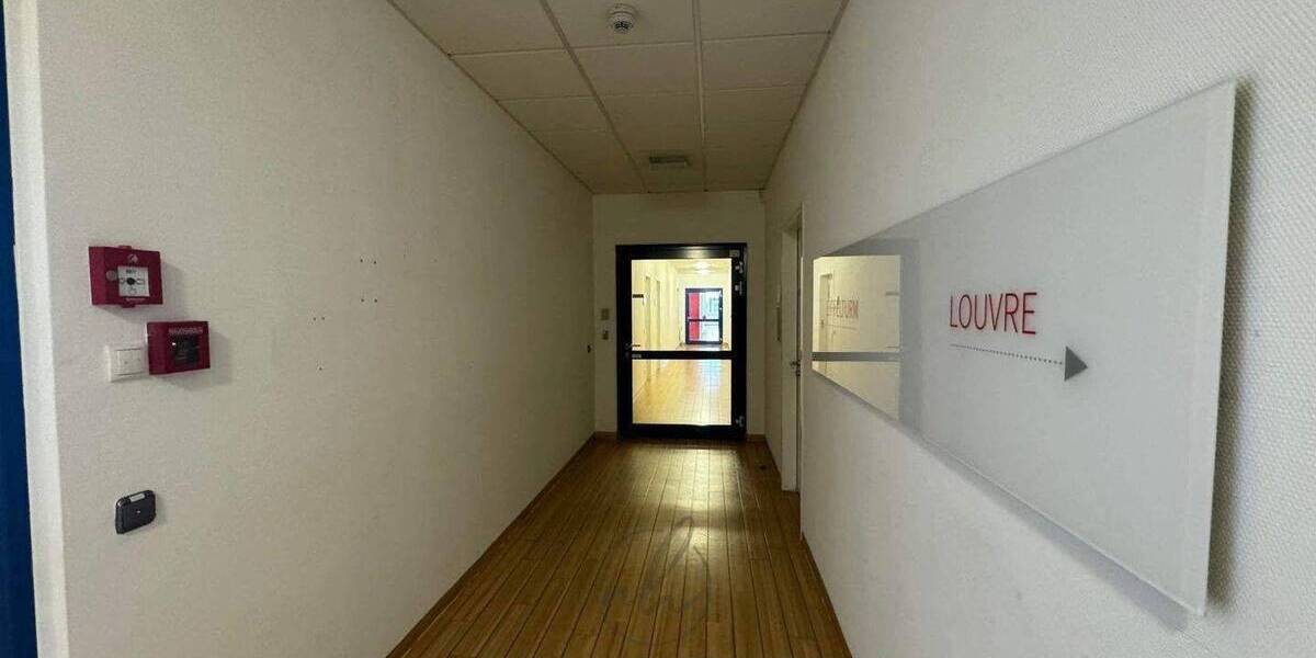 Gewerbeobjekt Hamburg Rahlstedt - 2 Zimmer, 100 m&sup2;, 1.300&euro; | Angebot:26903021