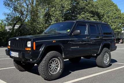 Jeep Cherokee 287.000 km 13.900 &euro; Hamburg, Freie und Hansestadt 22607