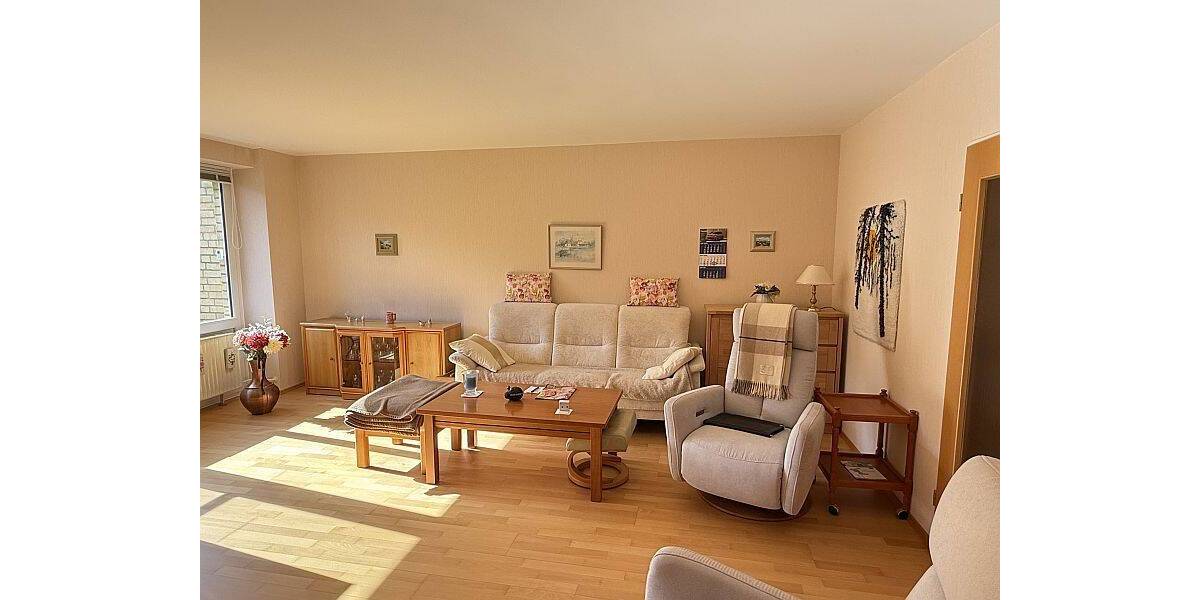 Etagenwohnung Ahrensburg - 2 Zimmer, 68 m&sup2;, 215.000&euro; | Angebot:26410770