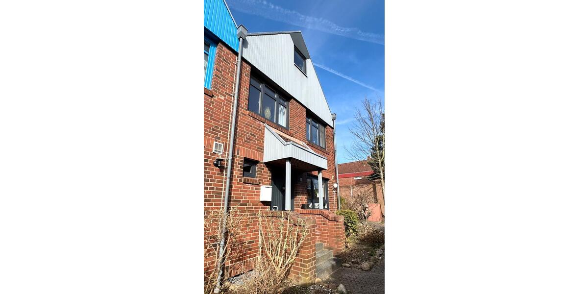 Reihenhaus Buchholz in der Nordheide - 6 Zimmer, 142 m&sup2;, 435.000&euro; | Angebot:26256172
