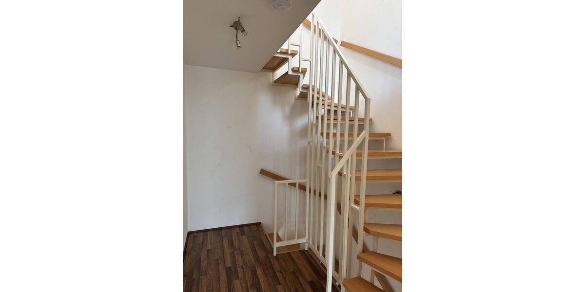 Etagenwohnung Hamburg Schnelsen - 3 Zimmer, 82 m&sup2;, 5.000&euro; | Angebot:26257617