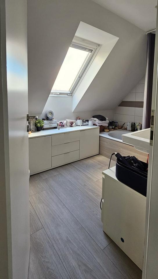 4 Zimmer Maisonette, ruhig, hell, gemütlich, provisionsfrei