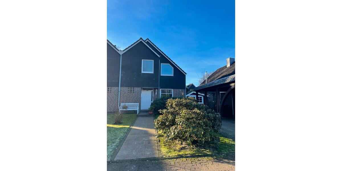 Liebevoll gepflegte Doppelhaushälfte in Norderstedt von privat 4 zimmer