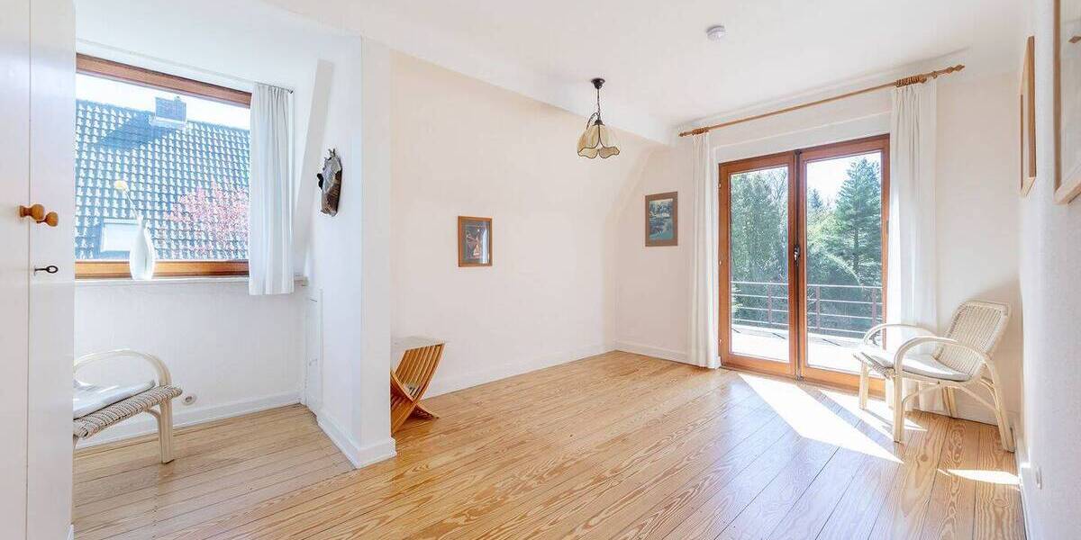 Einfamilienhaus Hamburg Wellingsbüttel - 8 Zimmer, 202 m&sup2;, 980.000&euro; | Angebot:26894510
