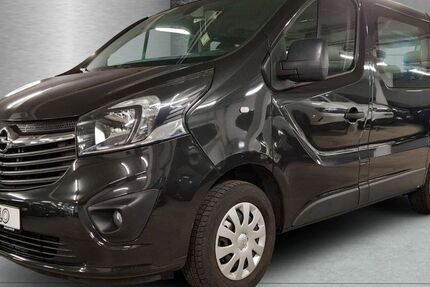 Opel Vivaro 92.967 km 19.940 € Hamburg 22047
