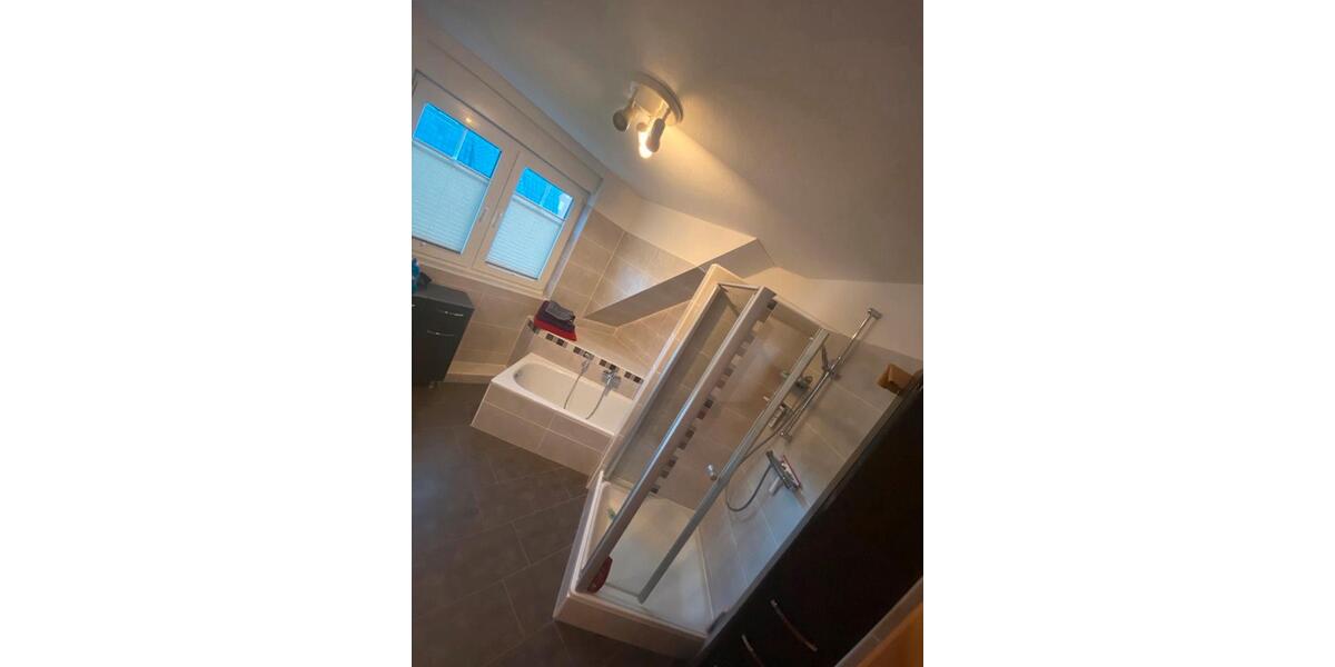 Einfamilienhaus Buxtehude - 7 Zimmer, 180 m&sup2;, 720.000&euro; | Angebot:27130746