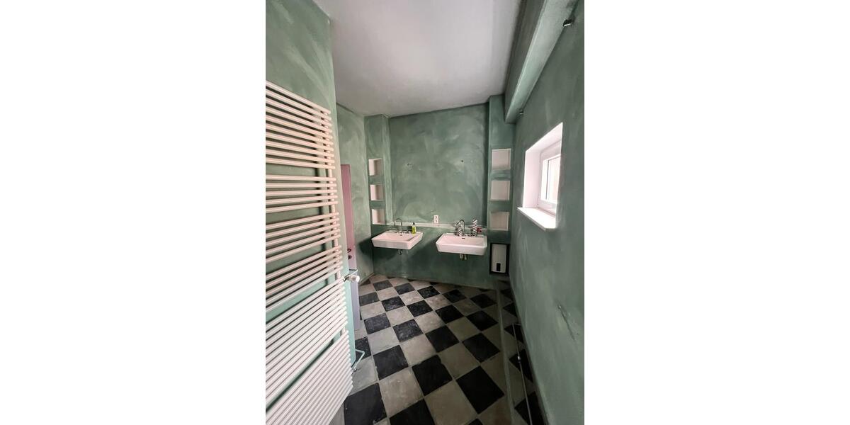 Einfamilienhaus Oststeinbek - 6 Zimmer, 400 m&sup2;, 20&euro; | Angebot:18888376