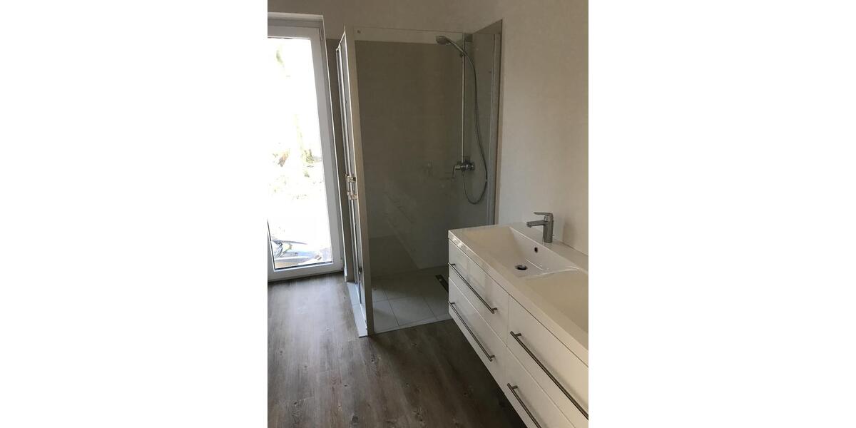 Doppelhaushälfte Uetersen - 4 Zimmer, 133 m&sup2;, 2.400&euro; | Angebot:26312323