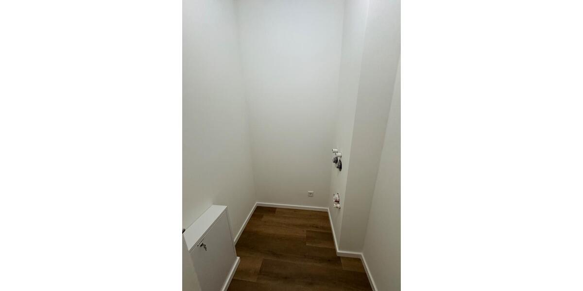 Erdgeschoßwohnung Hamburg Wandsbek - 2 Zimmer, 72 m&sup2;, 1.850&euro; | Angebot:26373203