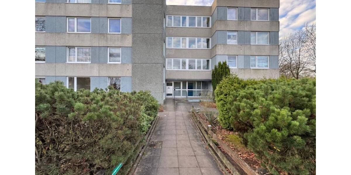 Helle, komplett sanierte Wohnung mit eigenem Garten in HH-Jenfeld 4 zimmer