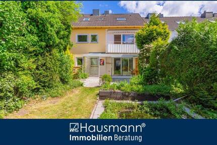 Reizvolles 3-Familienhaus-MittelReihenhaus unweit Harksheider Martkplatz in Norderstedt!